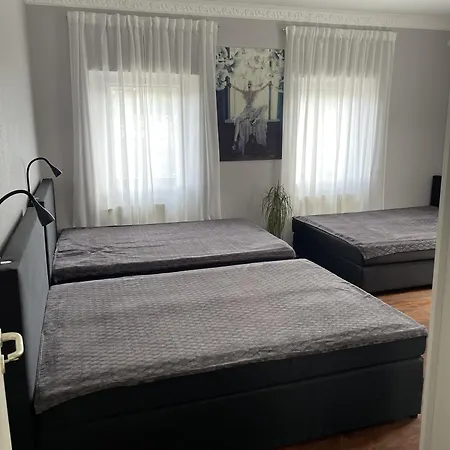 Zimmer Im Zentrum Monteurzimmer 2