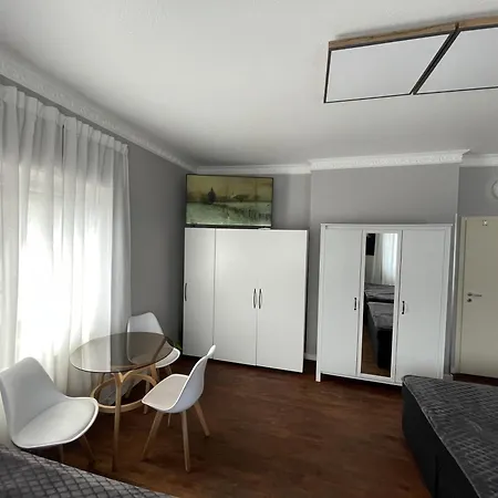 Apartamento Zimmer Im Zentrum Monteurzimmer 2 Idar-Oberstein